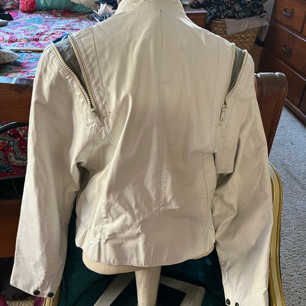 Vintage 80s Comint Argentinian White and Gray Genuine Leather Jacket - Picture 2 of 16